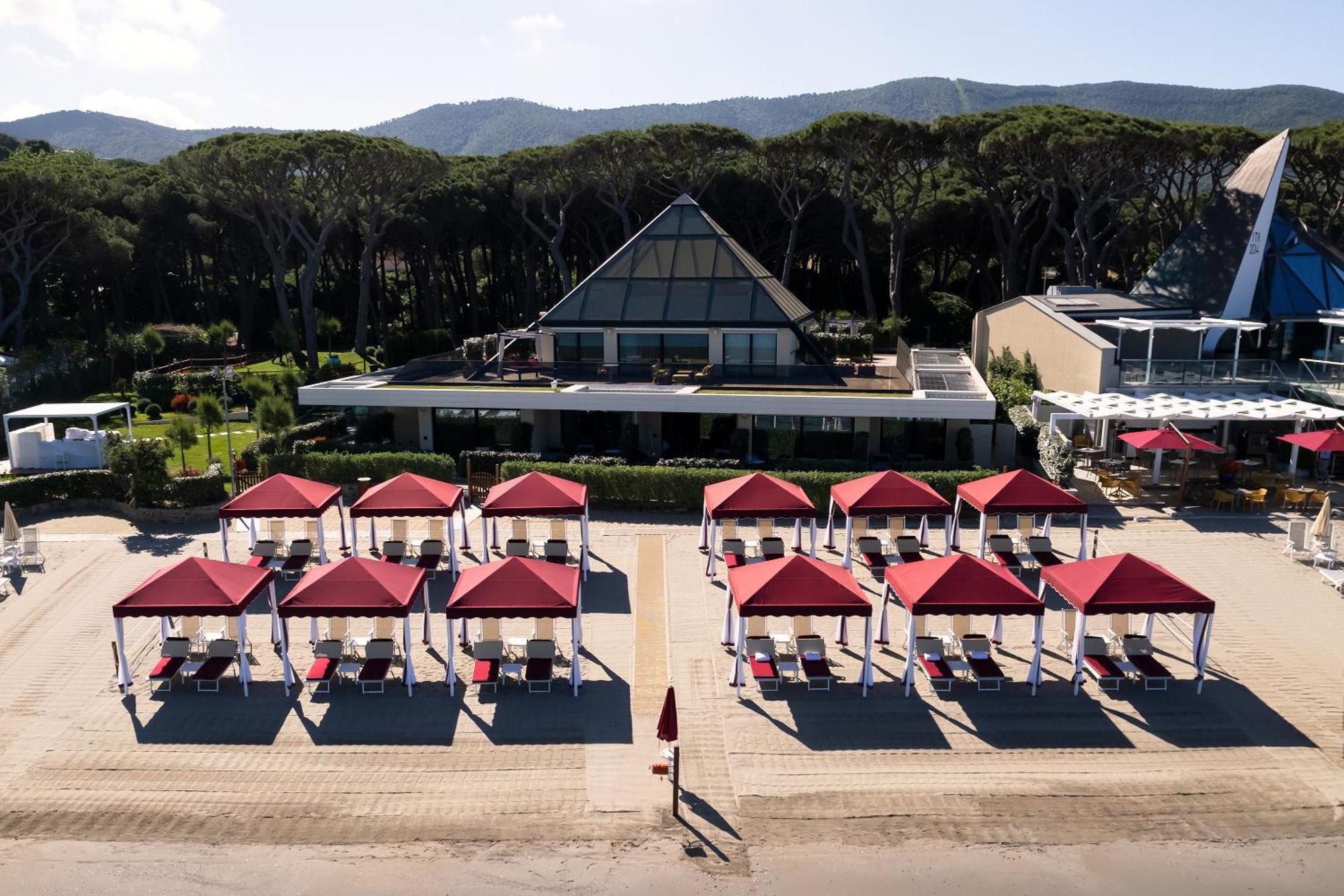 Cala Beach Resort Punta Ala Exterior foto